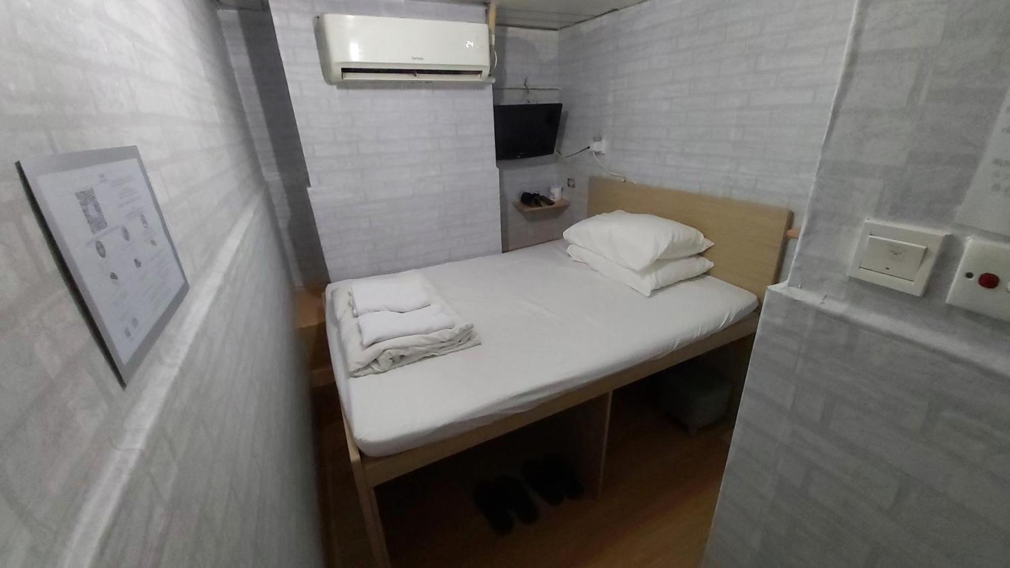 הונג קונג Cozy Inn Jordan Station מראה חיצוני תמונה