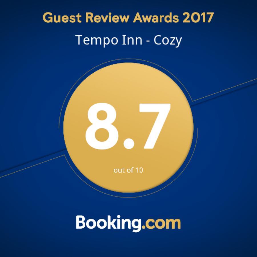 הונג קונג Cozy Inn Jordan Station מראה חיצוני תמונה