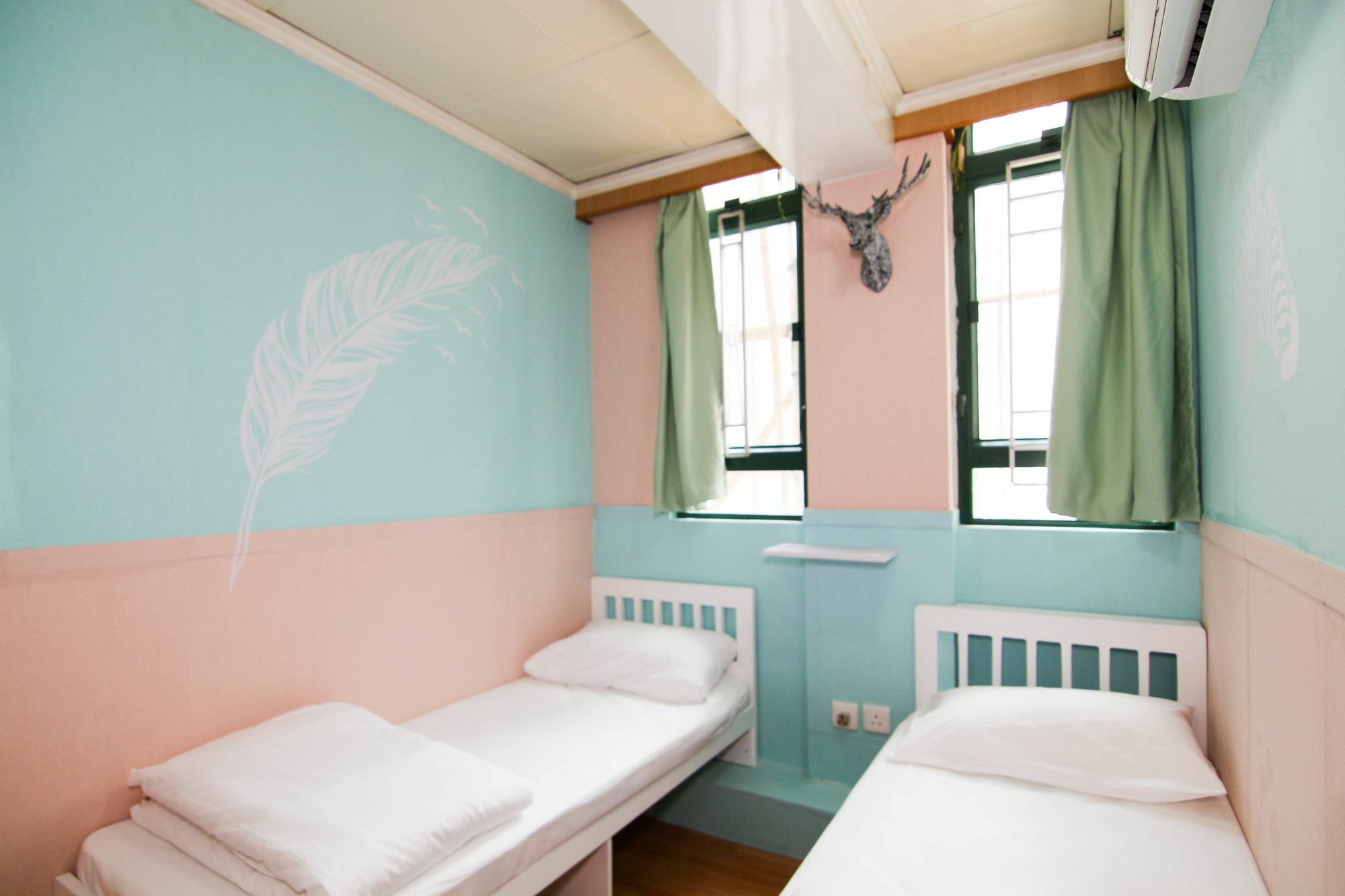 הונג קונג Cozy Inn Jordan Station מראה חיצוני תמונה